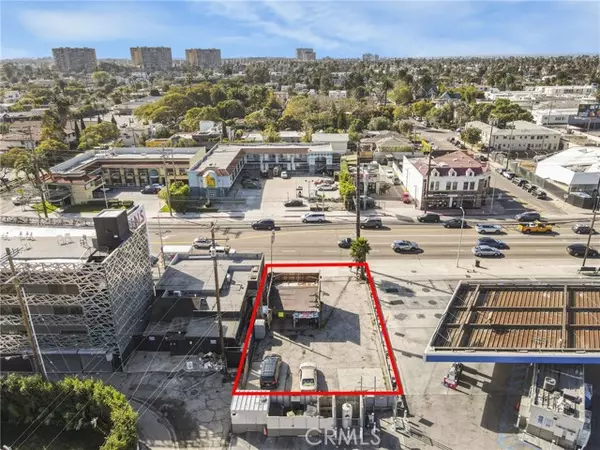 2422 Lincoln Boulevard, Venice, CA 90291