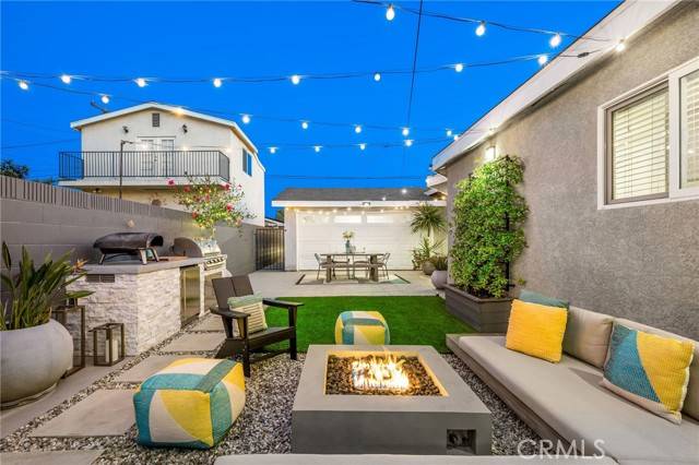Hawthorne, CA 90250,4852 West 129th Street