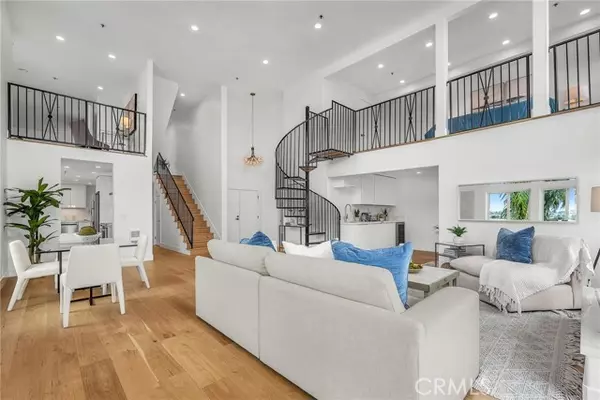 Redondo Beach, CA 90277,200 South Catalina Avenue
