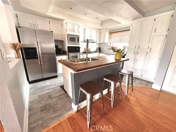 Redondo Beach, CA 90278,2112 Vanderbilt Lane