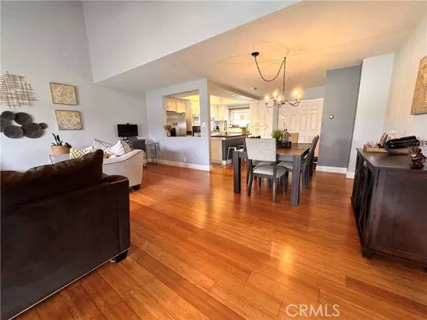Redondo Beach, CA 90278,2112 Vanderbilt Lane