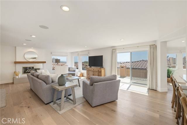 652 10th Street, Hermosa Beach, CA 90254