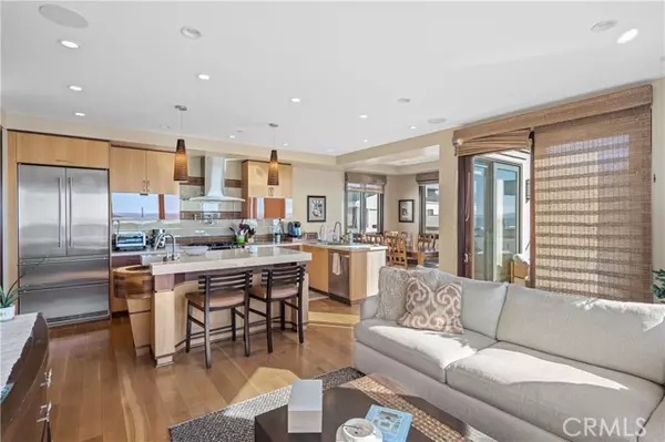 Manhattan Beach, CA 90266,124 2nd Place