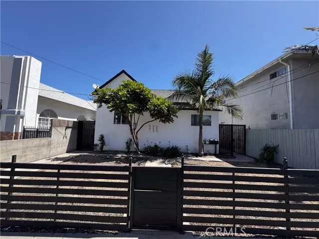 561 West 12th Street, San Pedro, CA 90731
