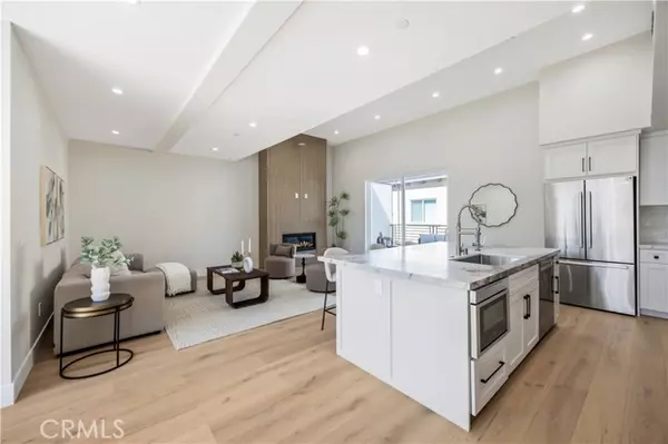 Redondo Beach, CA 90278,2405 Mathews Avenue