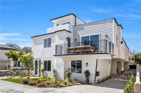 2405 Mathews Avenue, Redondo Beach, CA 90278