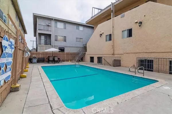 Hawthorne, CA 90250,13717 Chadron Avenue