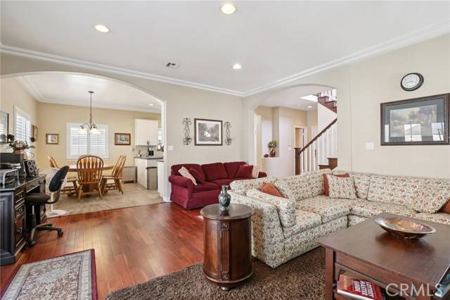 Torrance, CA 90503,1728 Iris Avenue