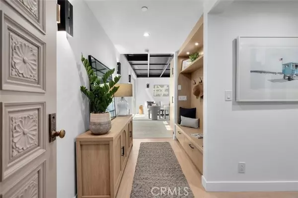 Redondo Beach, CA 90277,555 Esplanade