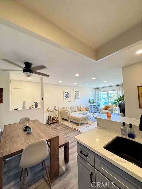 Playa Del Rey, CA 90293,8163 Redlands Street