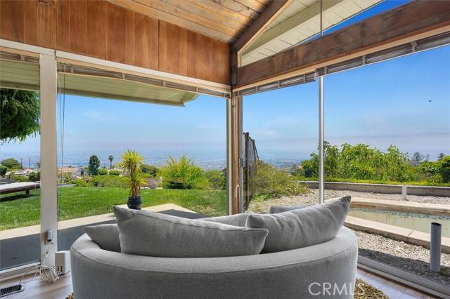 Rancho Palos Verdes, CA 90275,3111 Deluna Drive