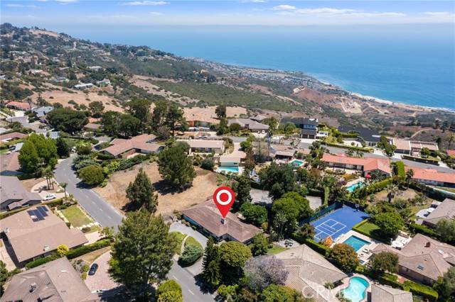 Rancho Palos Verdes, CA 90275,8 Coveview Drive