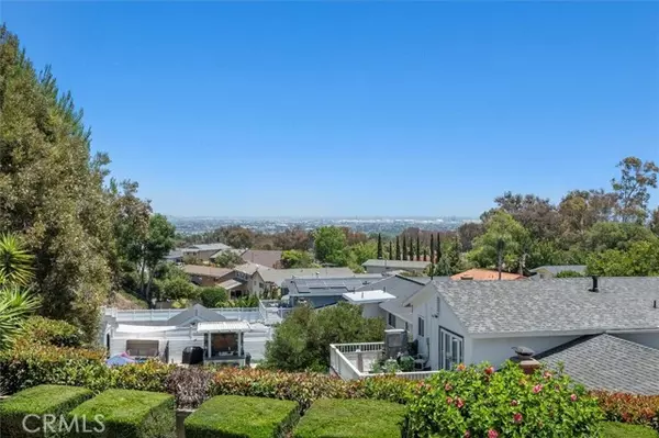 Lomita, CA 90717,26826 Rolling Vista Drive