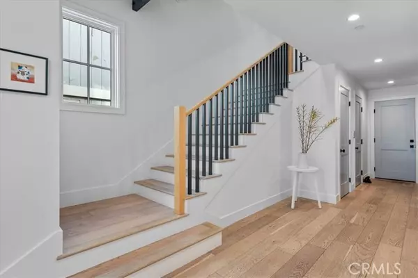 Manhattan Beach, CA 90266,441 34th Street