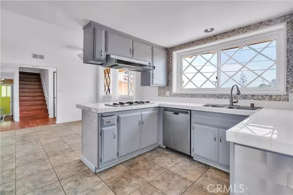 Rancho Palos Verdes, CA 90275,3651 Greve Drive