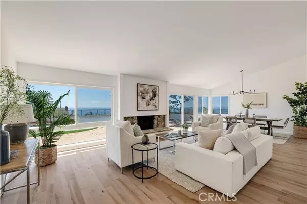Rancho Palos Verdes, CA 90275,28717 Trailriders Drive