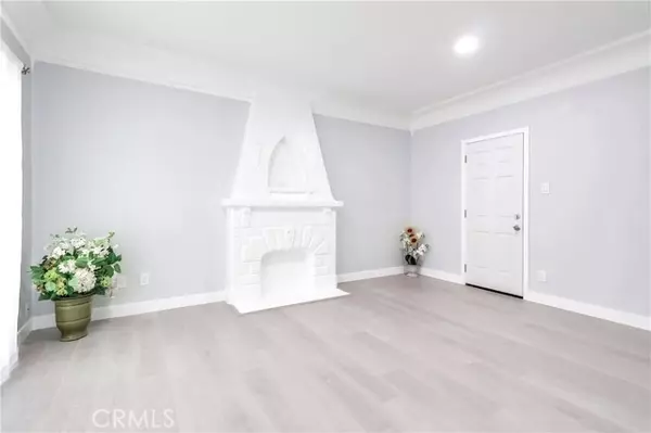 234 Lime Avenue, Long Beach, CA 90802