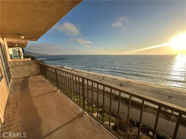 555 Esplanade, Redondo Beach, CA 90277