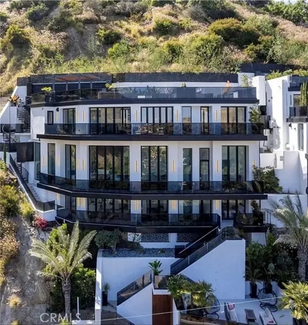 8144 Gould Avenue, Los Angeles, CA 90046