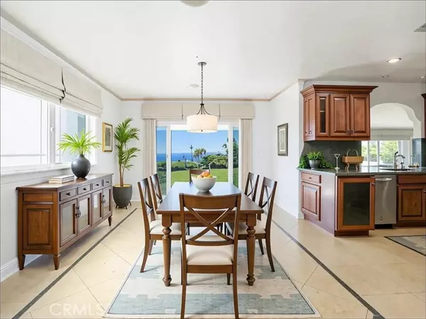Rancho Palos Verdes, CA 90275,4348 Exultant Drive