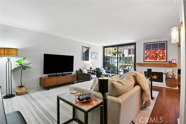 Playa Del Rey, CA 90293,8828 Pershing Drive