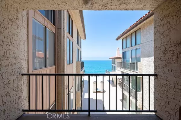Redondo Beach, CA 90277,555 Esplanade