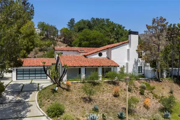 17433 Camino De Yatasto, Pacific Palisades, CA 90272