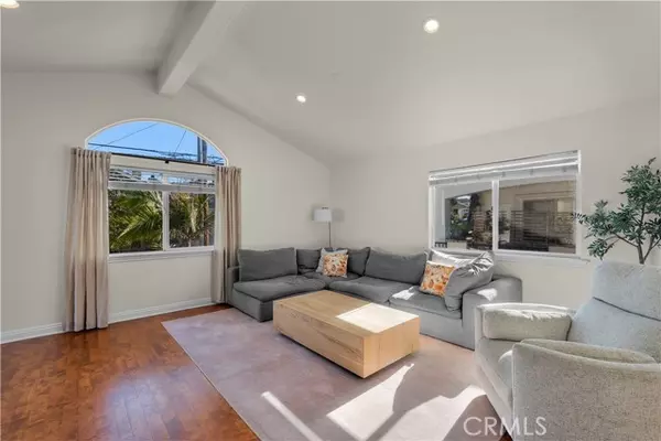 Redondo Beach, CA 90278,2213 Carnegie Lane