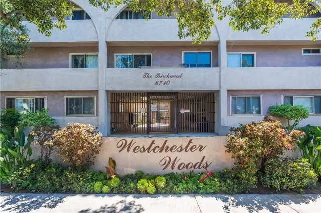 Los Angeles, CA 90045,8710 Belford Avenue