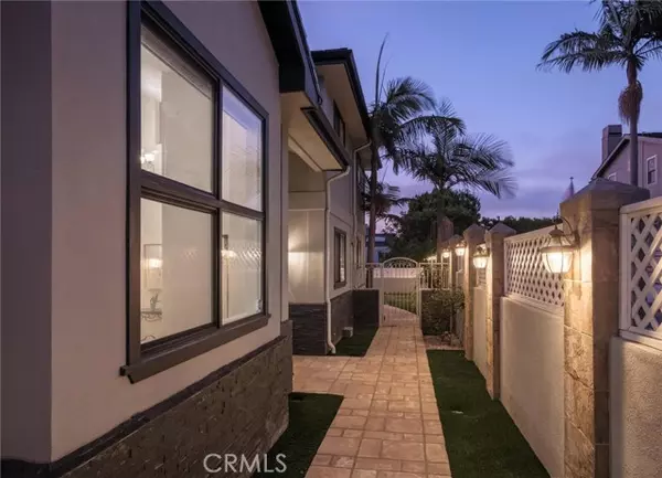Manhattan Beach, CA 90266,201 Haley Way
