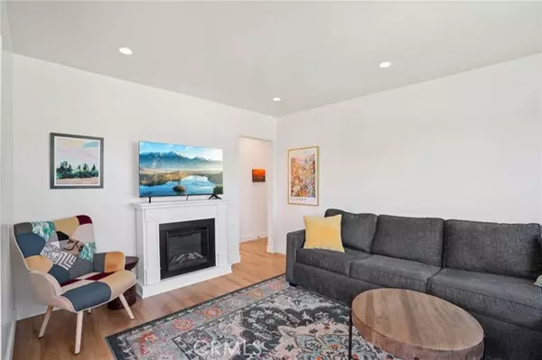 Hawthorne, CA 90250,4870 West 133rd Street