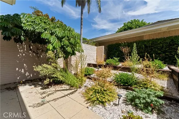 Newport Beach, CA 92660,1117 Granville Drive