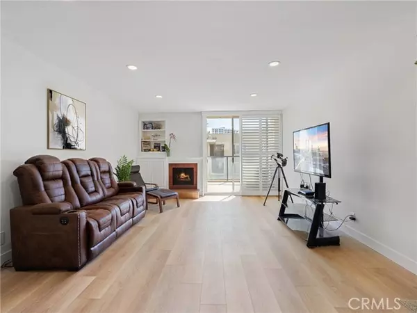 Long Beach, CA 90802,1 3rd Pl