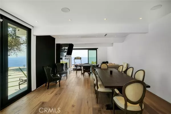 Malibu, CA 90265,20786 Cool Oak Way