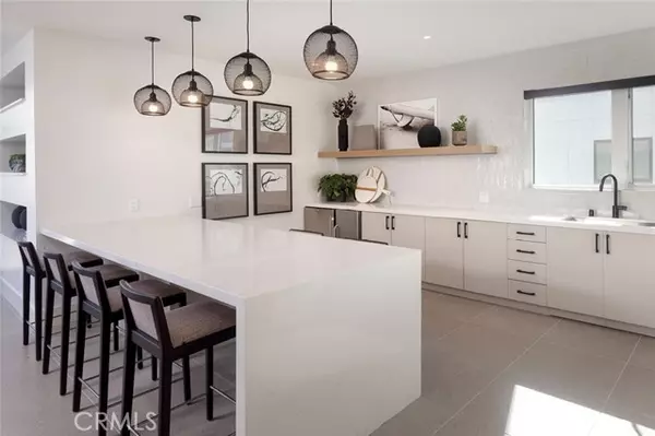 San Pedro, CA 90731,511 South Harbor