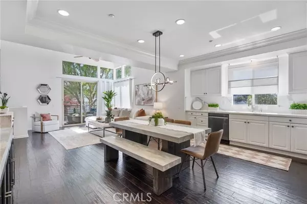 Hawthorne, CA 90250,5547 Strand