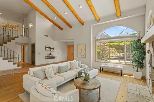 West Hills, CA 91304,8838 Chatlake Drive