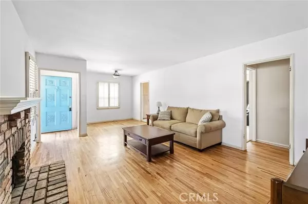 Redondo Beach, CA 90277,1209 South Helberta