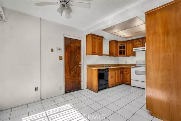 Long Beach, CA 90806,1860 San Francisco Avenue
