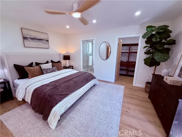 Sherman Oaks, CA 91423,4534 Lennox