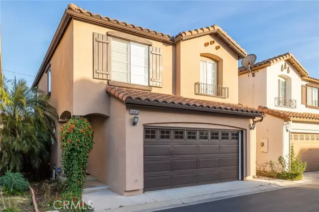 Hawthorne, CA 90250,14476 Arbor Lane