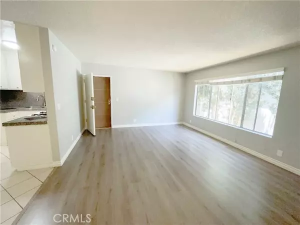 Hawthorne, CA 90250,13717 Chadron Avenue