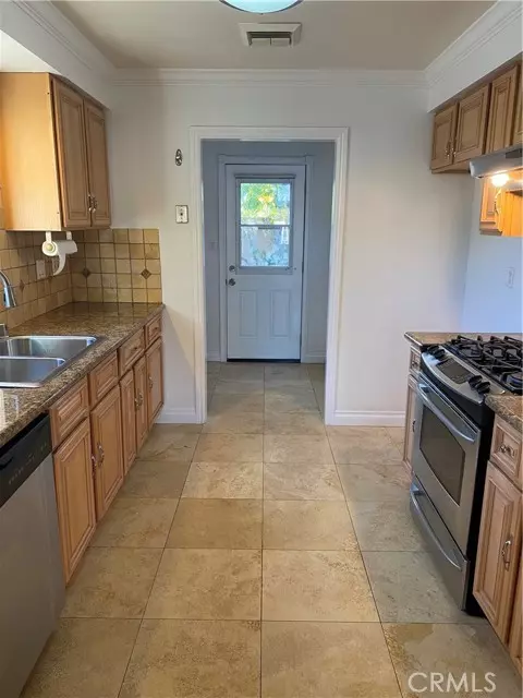 San Pedro, CA 90731,806 West Bloomwood