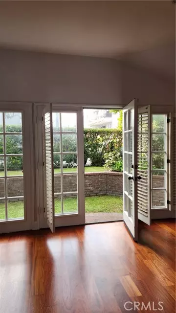 2208 Grandview Avenue, Manhattan Beach, CA 90266