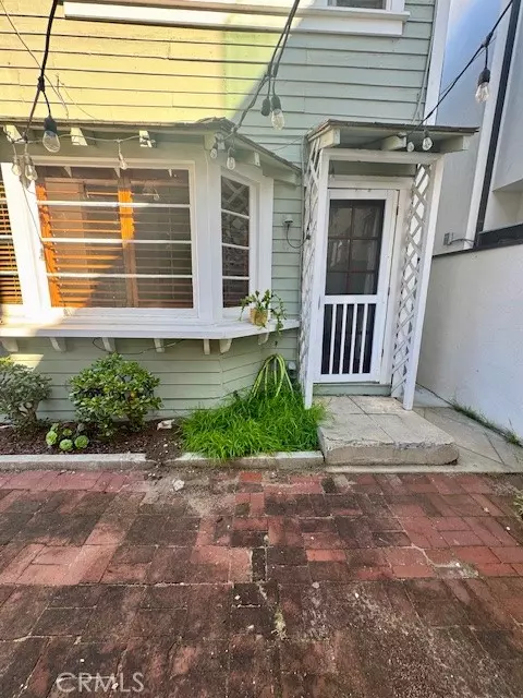 Hermosa Beach, CA 90254,317 Bayview Drive