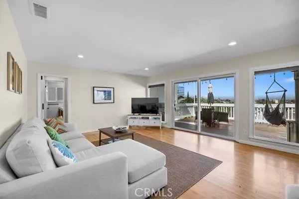 Redondo Beach, CA 90278,2407 Ripley Avenue