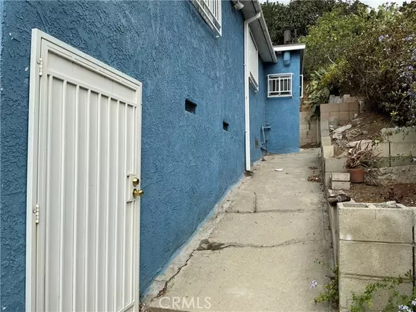 Los Angeles, CA 90026,1947 Delta street