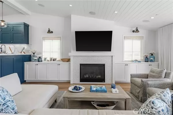 Hermosa Beach, CA 90254,2427 Silverstrand