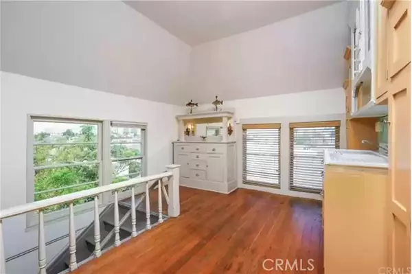 San Pedro, CA 90731,384 West 15th Street