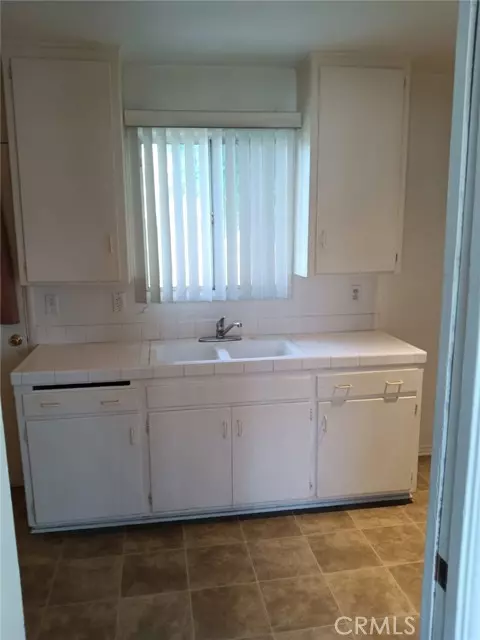 Anaheim, CA 92801,300 North Ranchito Street